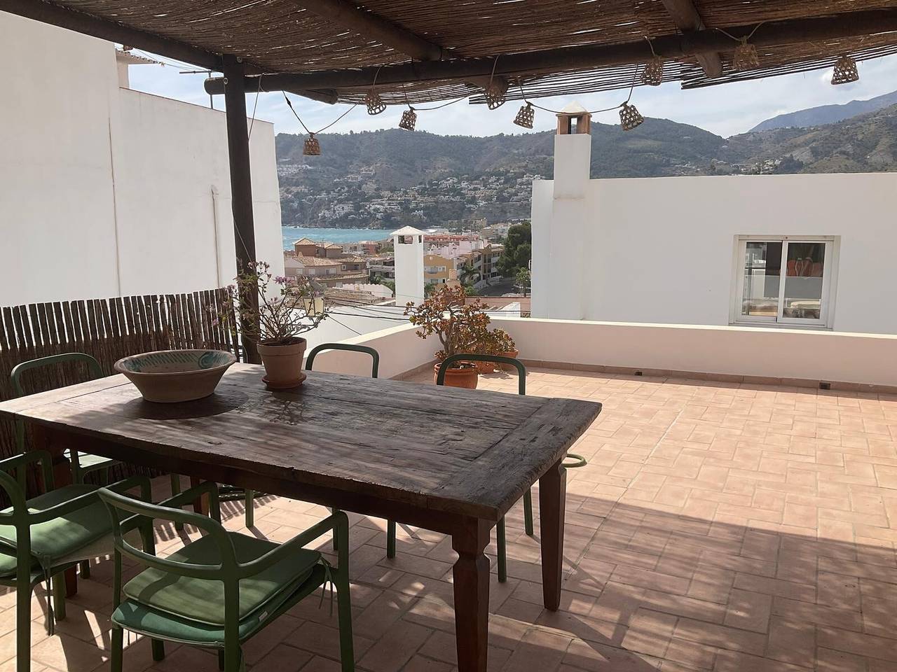 Holiday Home 'Terraza' with Sea Views, Wi-Fi and Air Conditioning in La Herradura, Almuñecar