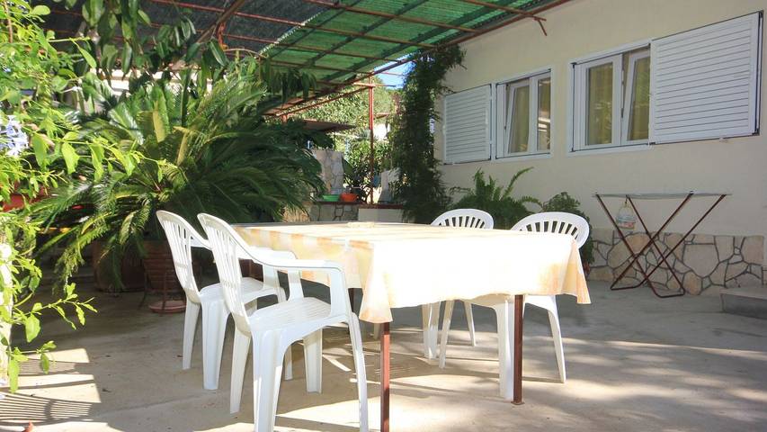 Ferienhaus für 4 Personen, mit Terrasse