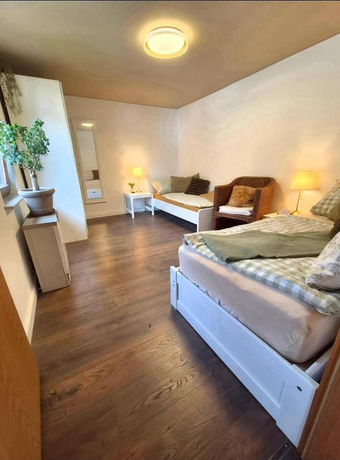 Wohnung beim Kodderey ruhig und herzlich in Neuhof, Rhön-Hessen