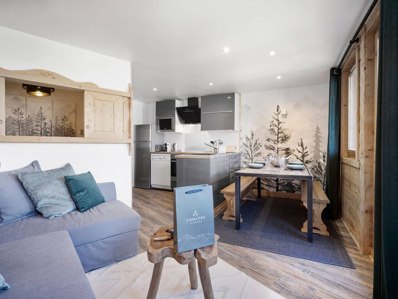 Entire apartment, Ski-in/Ski-out apartment with balcony and pets allowed in Val Thorens, Massif de la Vanoise