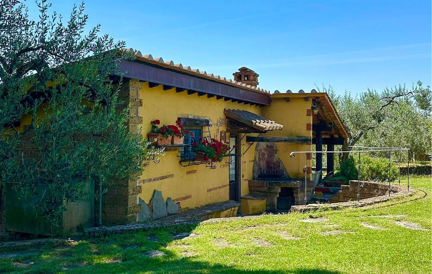 Retiro Vinci junto a la piscina con aire acondicionado y aparcamiento in Vinci, Provincia de Firenze