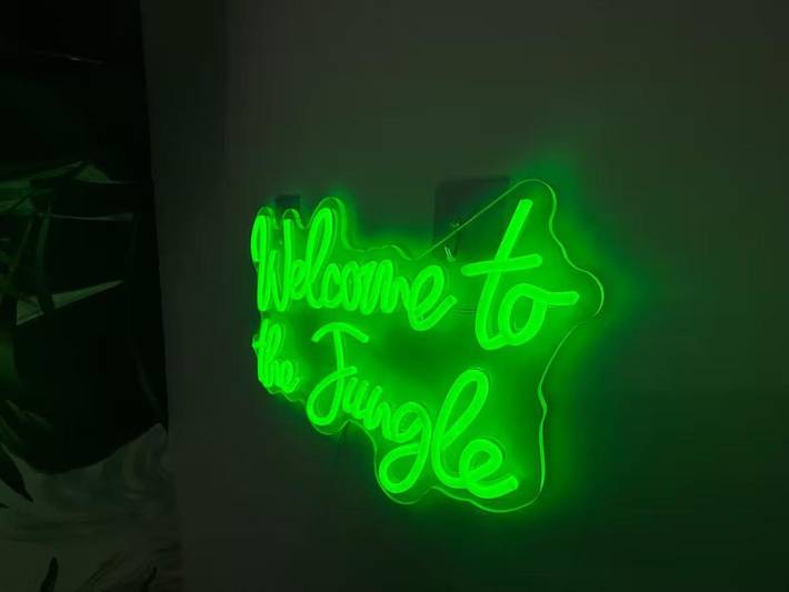 Gîte pour 2 personnes, avec jacuzzi, animaux acceptés à Bellegarde-sur-Valserine - 2