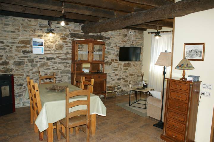 Ferienwohnung für 4 Personen, mit Kinderpool und Garten, kinderfreundlich in Galicien - 3