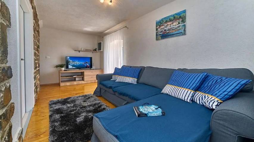 Villa pour 5 personnes, avec jardin, animaux acceptés dans Šolta