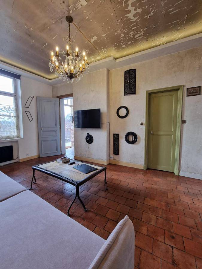 Appartement entier, Au petit familistère Landrecies, L'Authentique. in Guise, Aisne