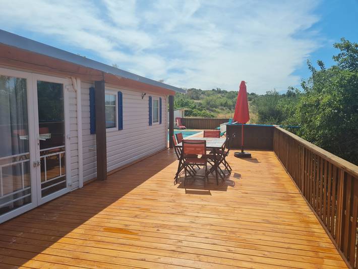 Location de vacances pour 4 personnes, avec jardin et bassin pour enfant à Saint-Remèze - 2