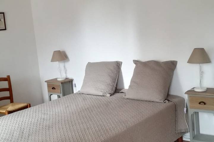 Location de vacances pour 18 personnes, avec jardin à Pardailhan - 2