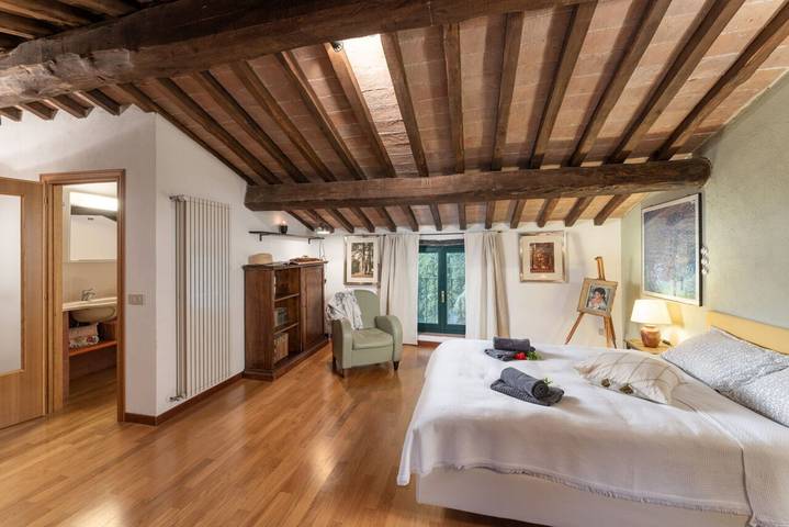 Casale del Timignano, Private Villa with Huge Garden and Pool in Colle di Val d'Elsa, Siena e dintorni