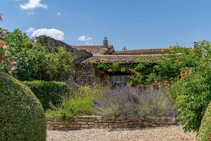 Maison de campagne pour 11 personnes, avec piscine et jardin, adapté aux familles à Ménerbes - 2