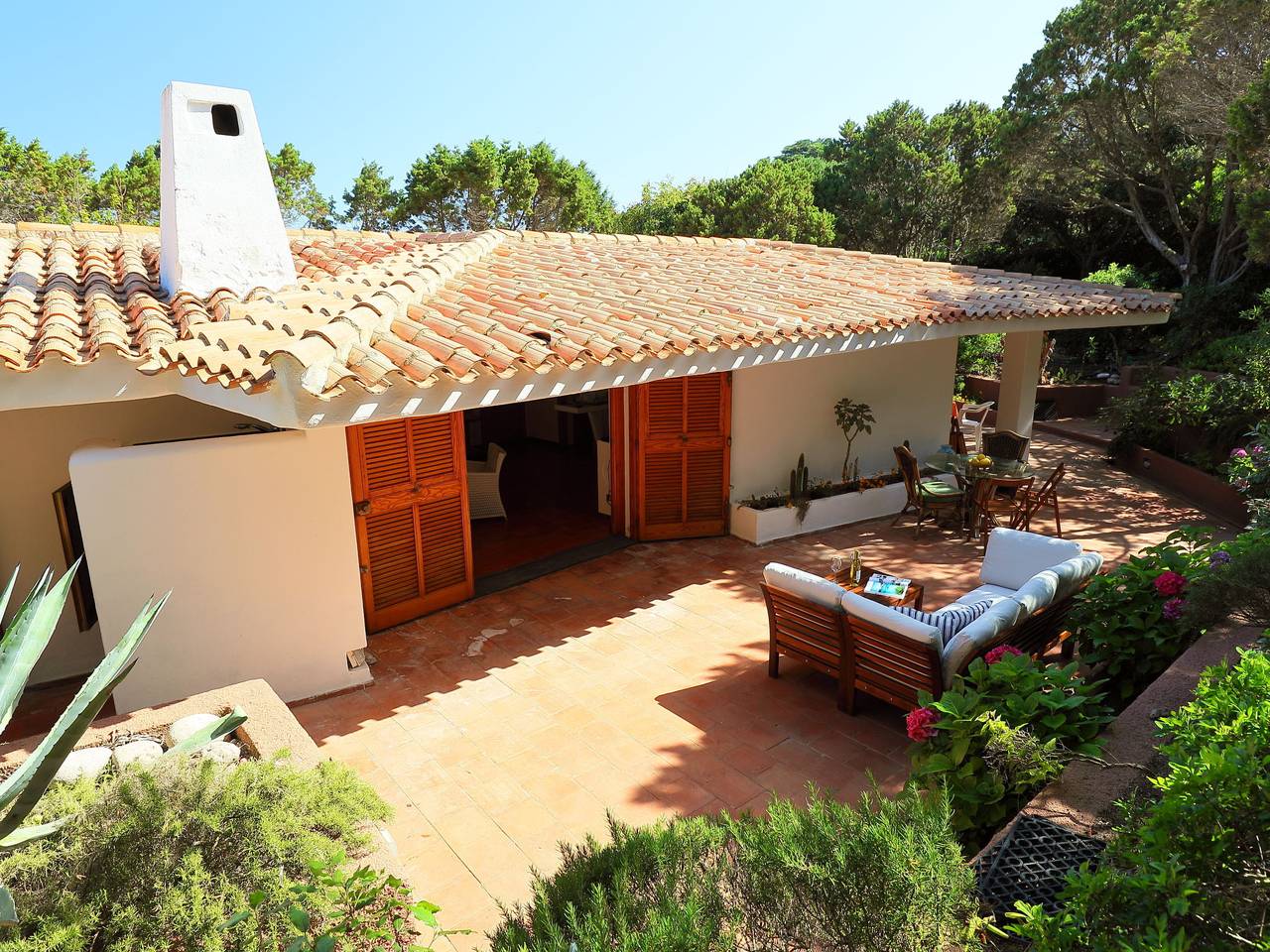 Terre Rare in Portobello di Gallura, Portobello (Sardinia)