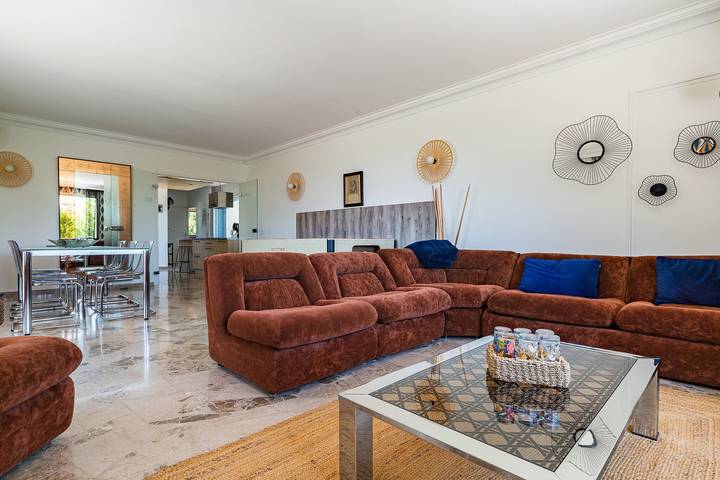 Villa pour 7 personnes, avec jardin et jacuzzi