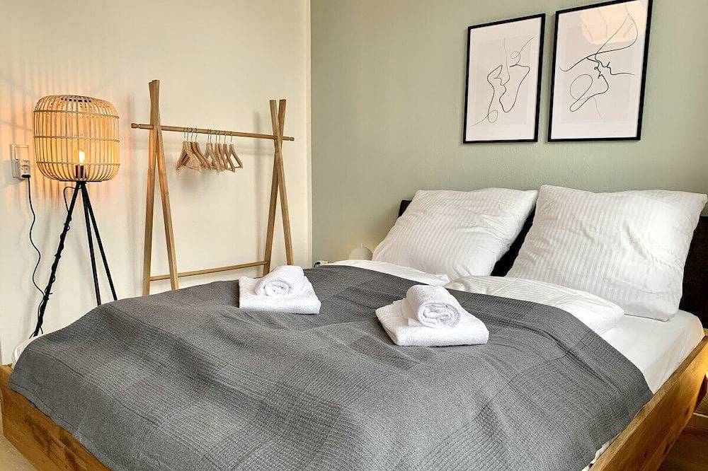 Ganze Wohnung, Bright and Comfortable 1Br Flat in Augsburg in Augsburg-Innenstadt, Augsburg