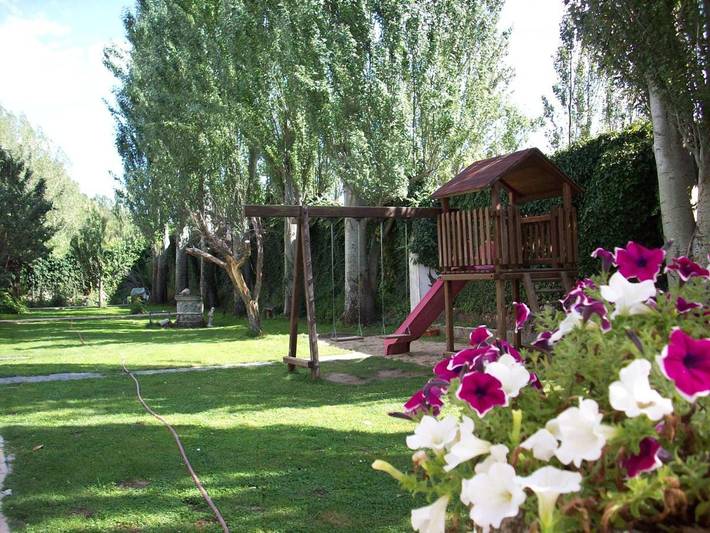 Chalet para 10 personas, con jardín además de piscina y vistas, Se admiten mascotas en Comarca de Segovia - 2
