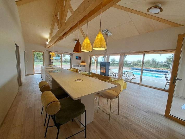 Gîte pour 4 personnes, avec Terrasse ainsi que Jardin et Sauna