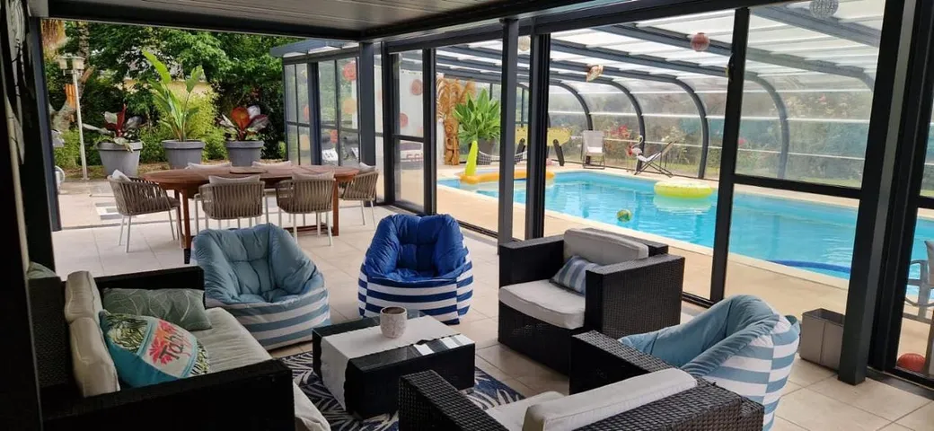 Villa für 8 Personen, mit Garten und Pool sowie Whirlpool - 1