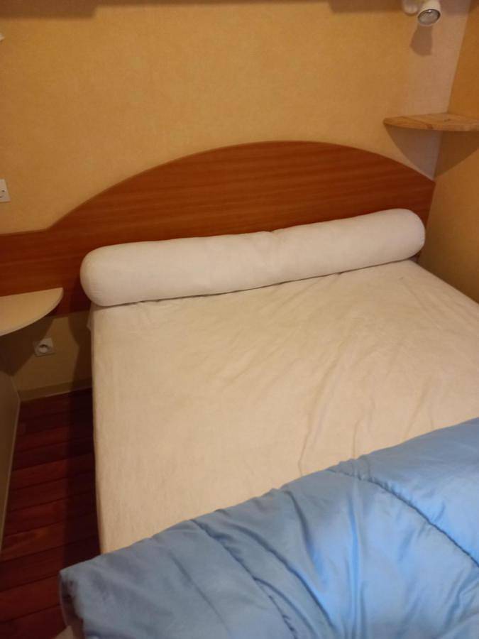 Location de vacances pour 6 personnes, avec jardin et vue, adapté aux familles à Mazet-Saint-Voy - 3