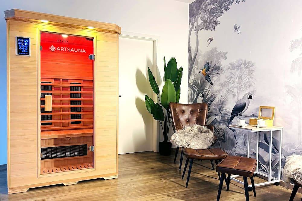 Ganze Wohnung, Private Infrarot Sauna Spa Bademäntel Peony 1 in Bad Wörishofen, Bayerisch Schwaben