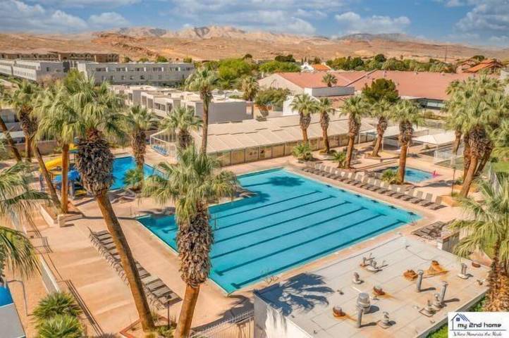 Vacation apartment for 12 people, with balcony and hot tub in Zion National Park