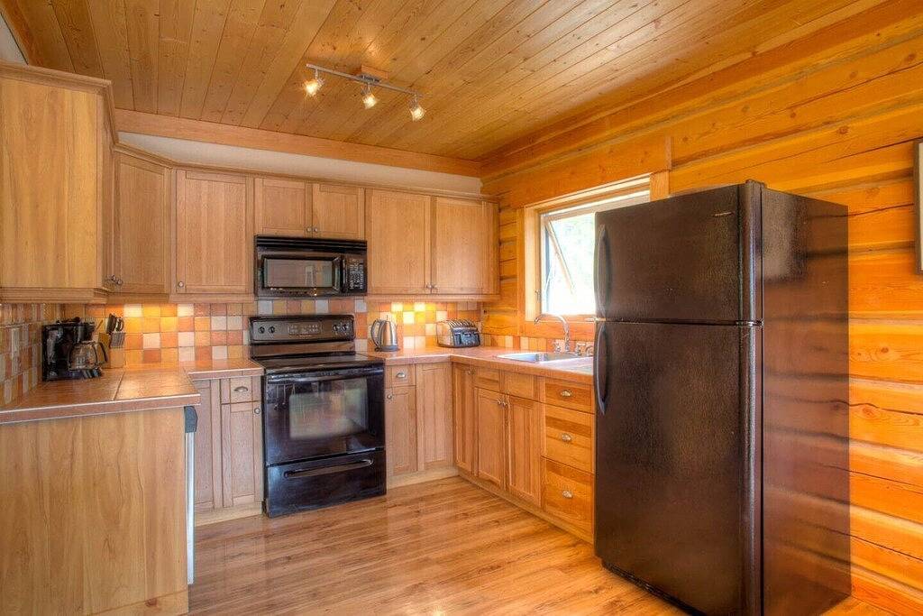 Luxuriöse Blockhütte mit 3 Schlafzimmern in Golden - Canada Select 4 Approved in Kicking Horse