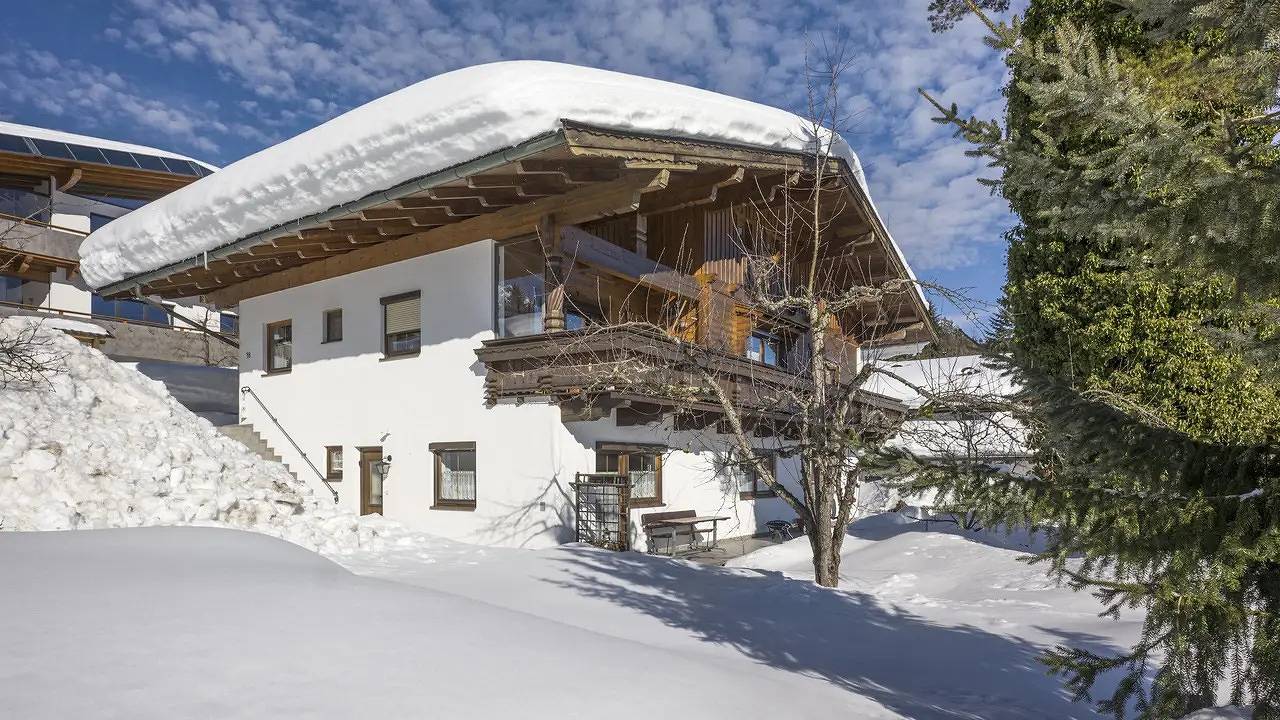 Geheel vakantieappartement, Vakantieappartement voor 3 personen met terras in Ellmau, Kaisergebirge