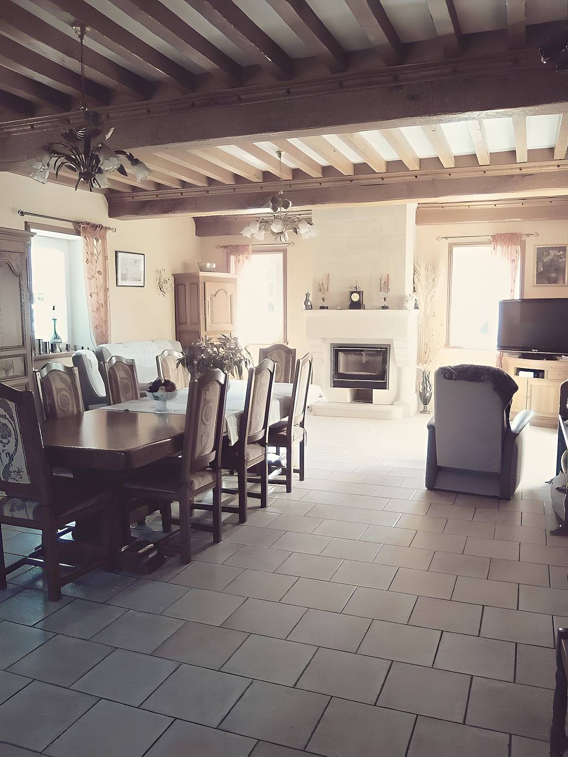Maison de campagne 'La Tourelle De La Croix' avec jardin privé in Picauville, Côte de la Déroute