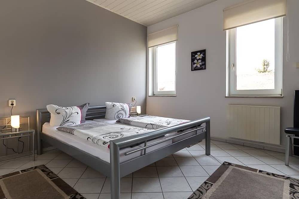 Ganze Wohnung, Ferienwohnung Schöne Aussicht - Feriendorf Slawitsch in Bad Sulza, Weimarer Land