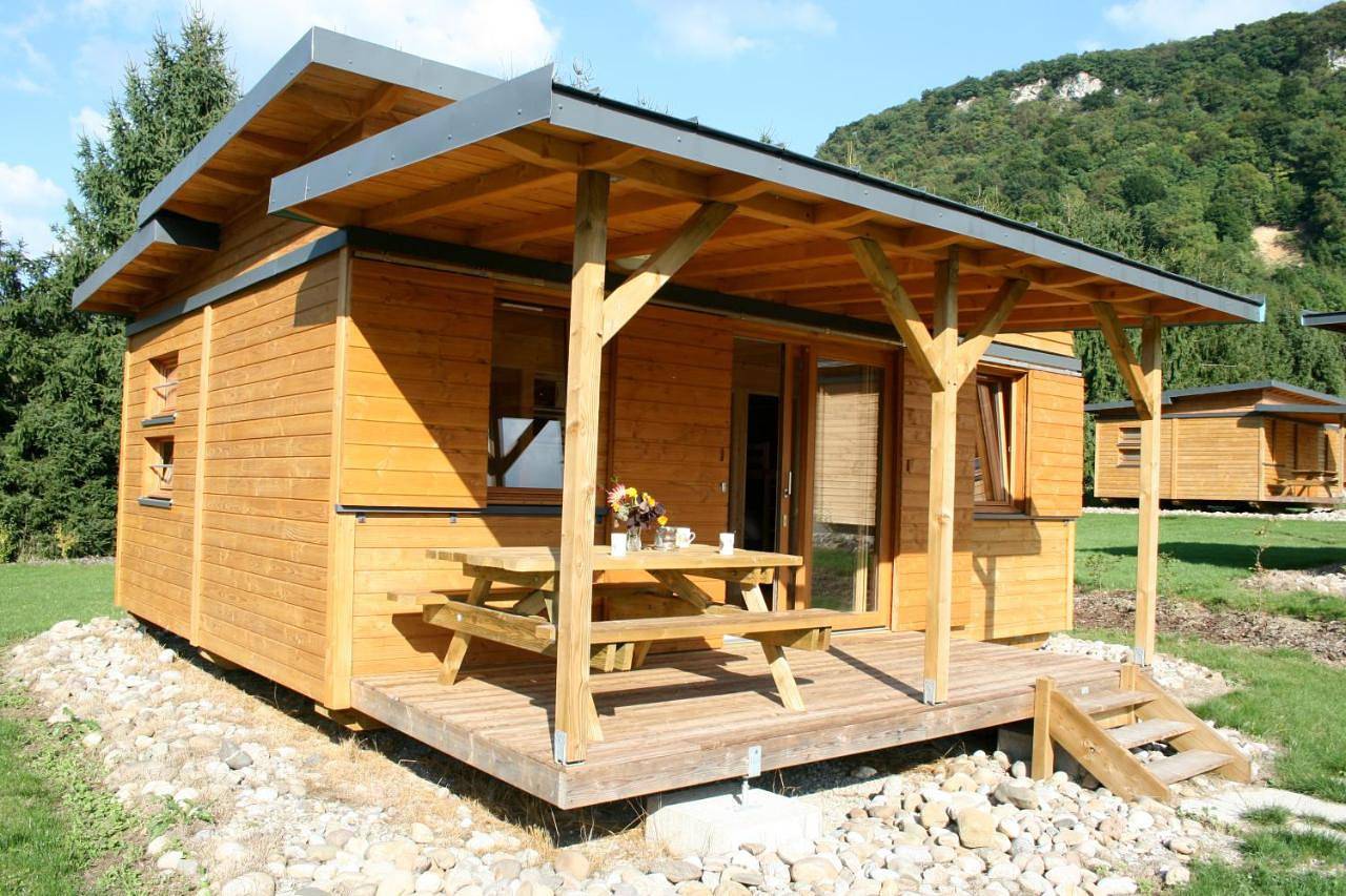 Ulvf Le Domaine d'Aucroix in Baume-les-Dames, Jura Francais