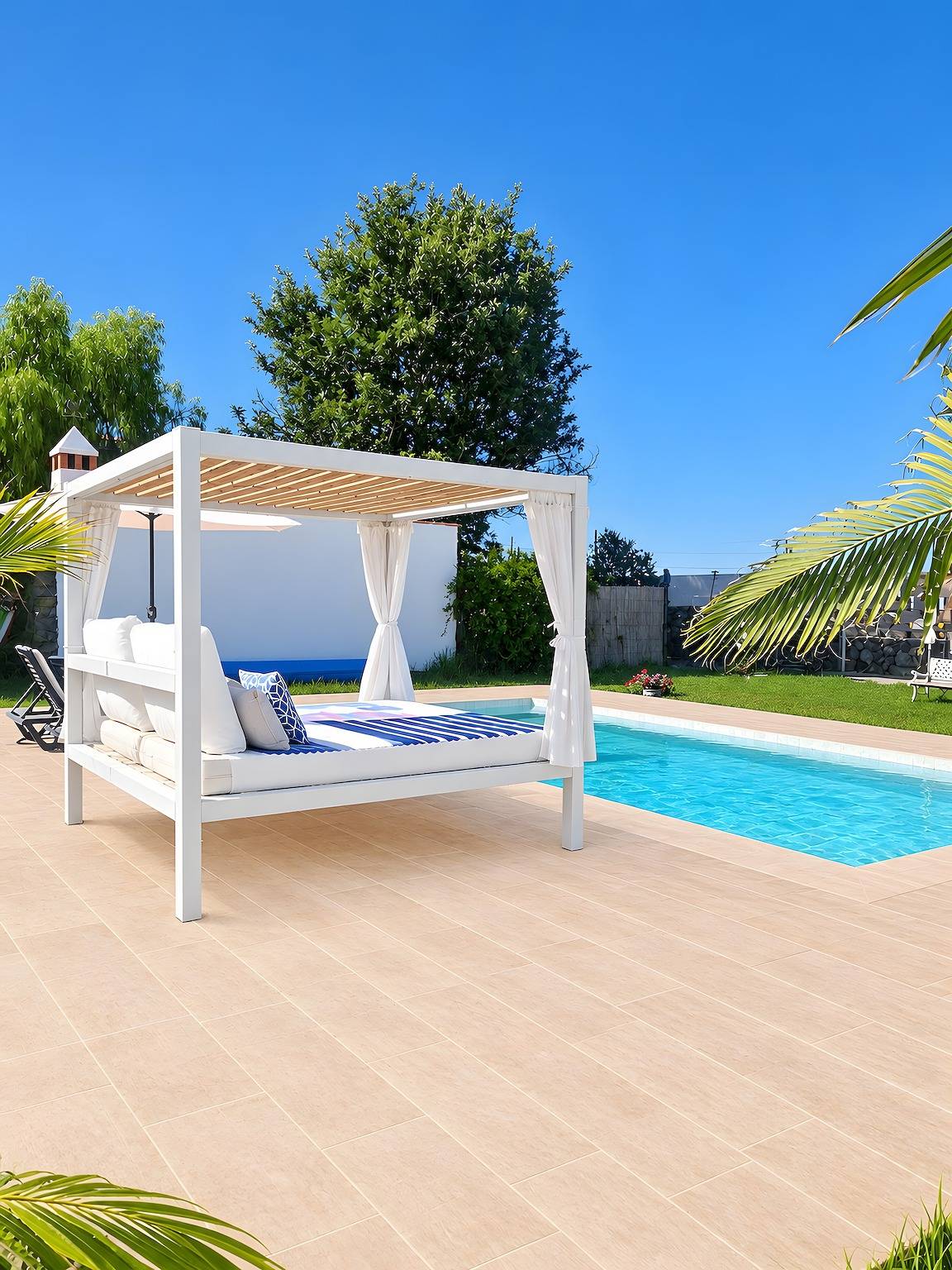 Apartamento 'Casa Deco' con vistas a la montaña, Wi-Fi y aire acondicionado in Los Llanos de Aridane, La Palma Sur