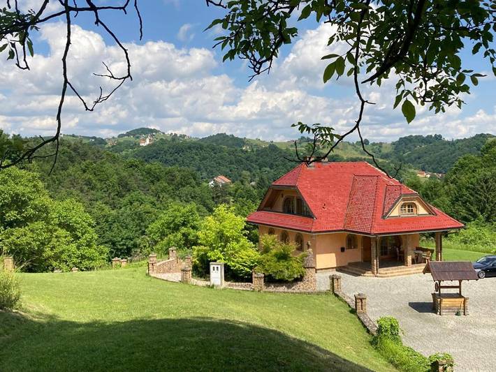 Villa für 6 Personen, mit Garten und Sauna sowie Whirlpool in Slowenien