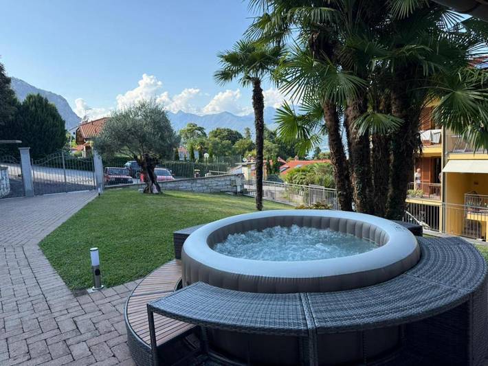 Villa per 6 persone, con giardino e idromassaggio in Comune di Baveno