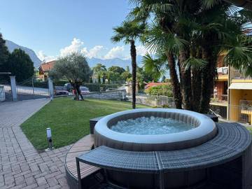 Villa für 6 Personen, mit Whirlpool und Garten am Lago Maggiore
