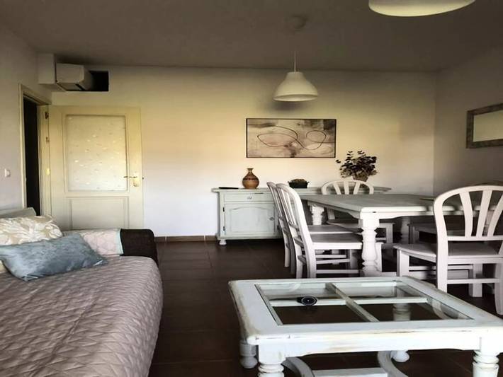 Apartamento de vacaciones para 4 personas, con terraza y piscina - 1