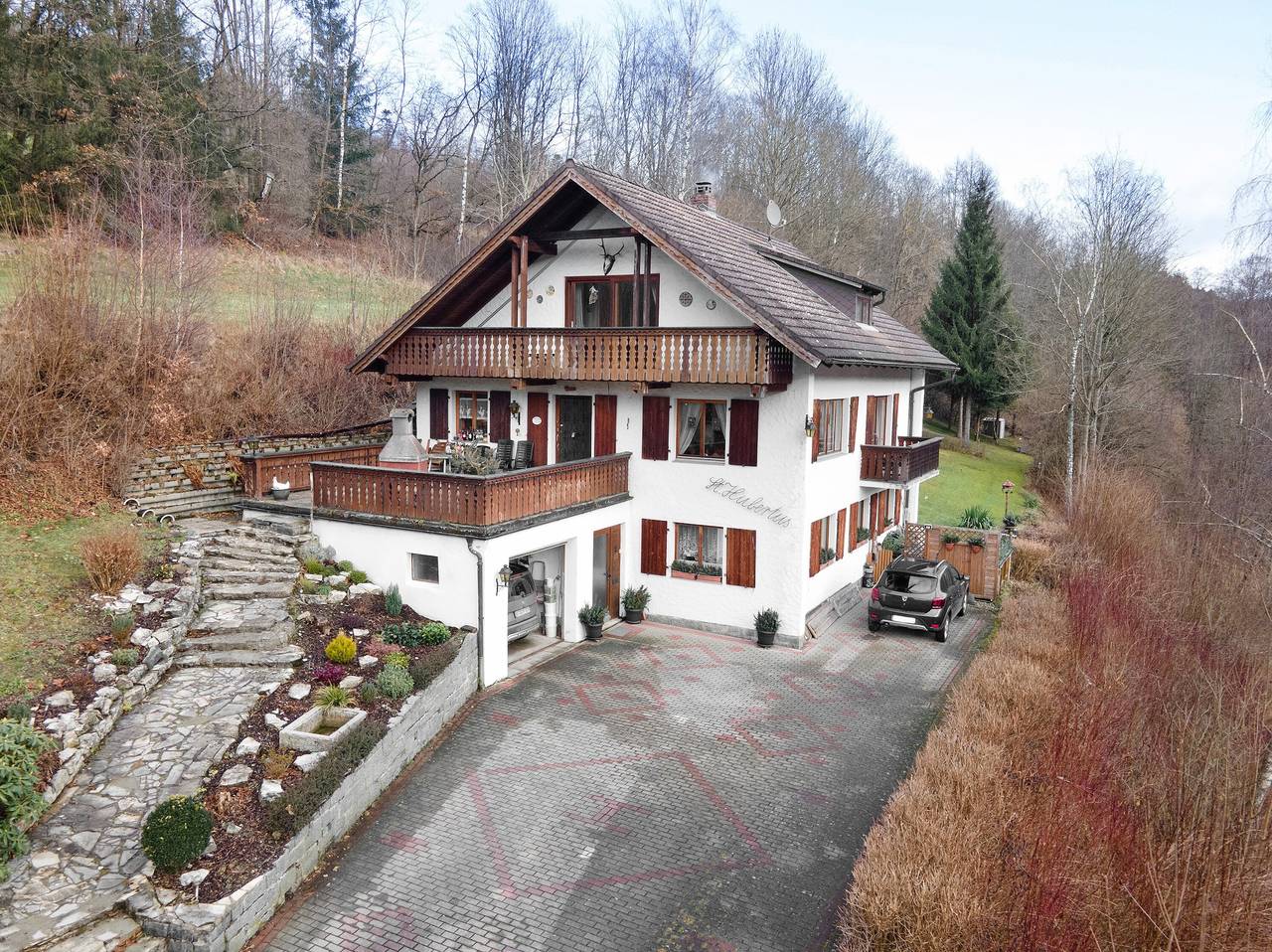 Entire apartment, Apartment 'Sankt Hubertus' – Nature Retreat with Large Terrace, Balcony & Wi-Fi in Bad Berneck im Fichtelgebirge, Frankenalb
