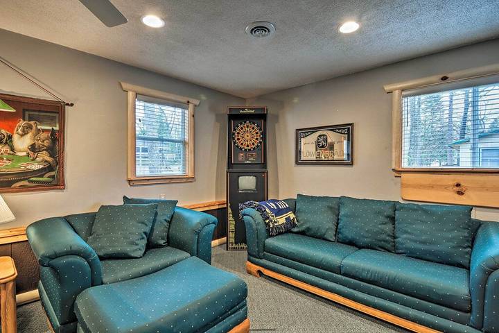 Cabin for 12 people, with terrace in Lake Huron