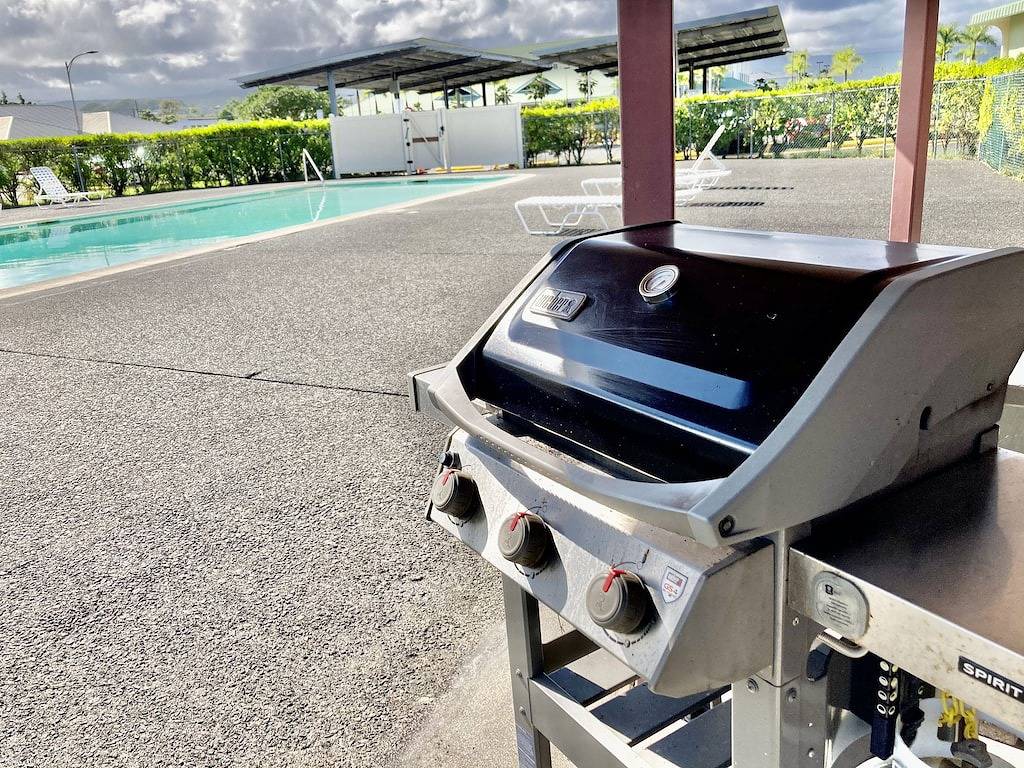 Ganze Wohnung, Breathtaking Views - 2 Bd Condo w/ Pool, A/C, Wifi, Parking in Hilo, North Hilo