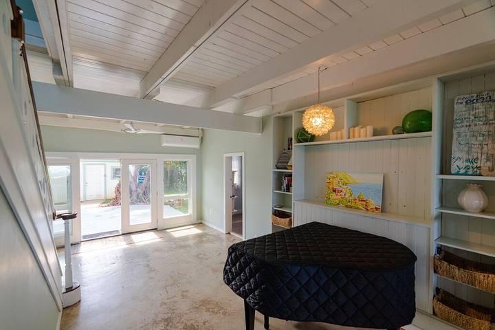 Prive, Country Island Beach House in Laie, North Shore (Oahu)