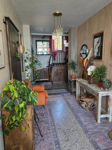 Gîte pour 12 personnes, avec vue et jardin, animaux acceptés à Asson