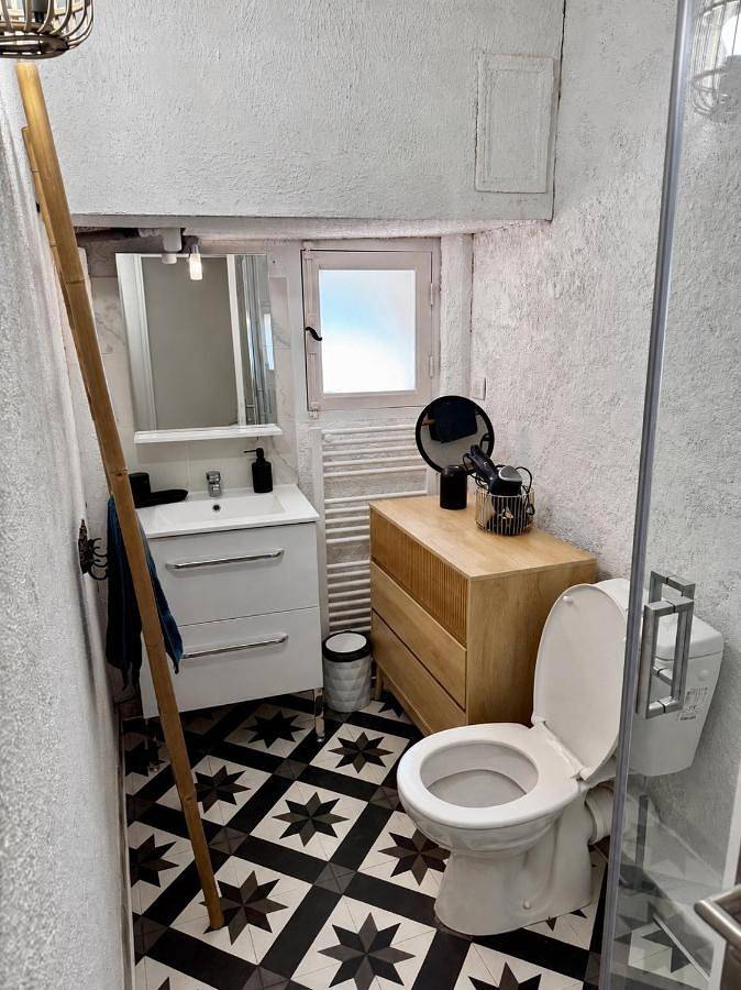 Gîte pour 6 personnes, avec terrasse et vue, animaux acceptés à Lama - 3
