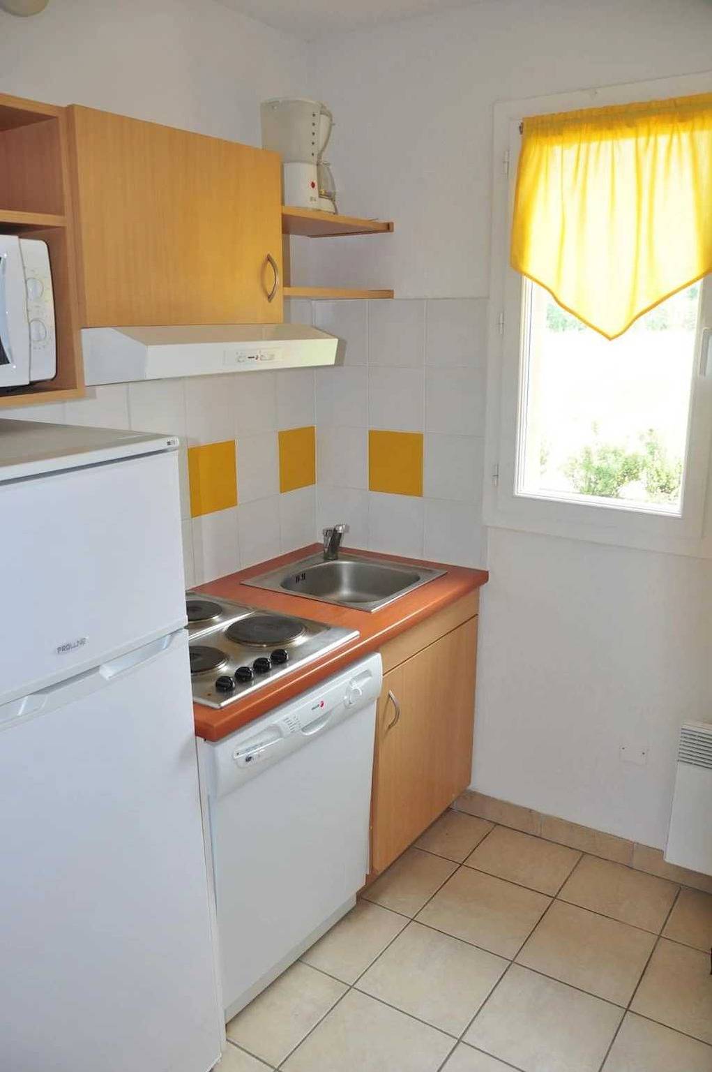 Appartement entier, Appartement 3 étoiles - Piscine in Prayssac, Lot