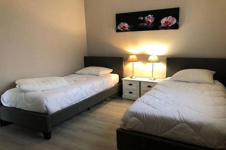 Gîte pour 4 personnes, avec jardin et terrasse à Le Tronchet - 3