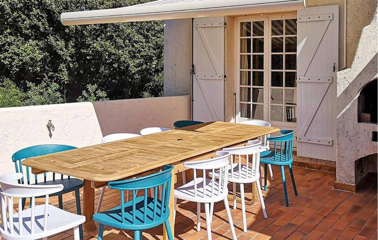 Location de vacances pour 10 personnes, avec jardin dans Plage de la Stagnola - 2