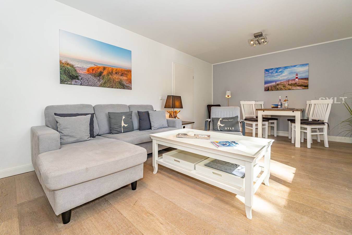 Ganze Wohnung, Ebenerdige 3-Zimmer-Ferienwohnung mit Terrasse. Stadt- und strandnah. in Westerland, Sylt (Gemeinde)