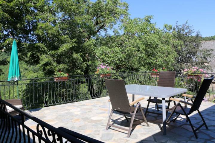 Location de vacances pour 4 personnes, avec jardin, animaux acceptés à Florentin-la-Capelle - 2