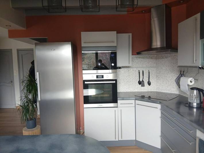 Location de vacances pour 6 personnes, avec jardin dans Safari Peaugres - 4