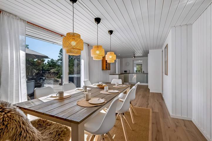 Ferienhaus für 8 Personen, mit Whirlpool und Sauna sowie Terrasse in Blavand - 4