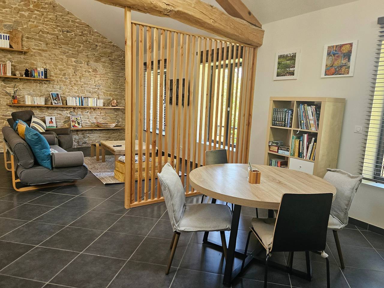 Gîte “La Grange d'Émile” met privé tuin en wifi in Chozeau, La Tour-du-Pin und Umgebung