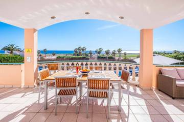 Villa in Alaior Municipality, Coast of Menorca für 8 