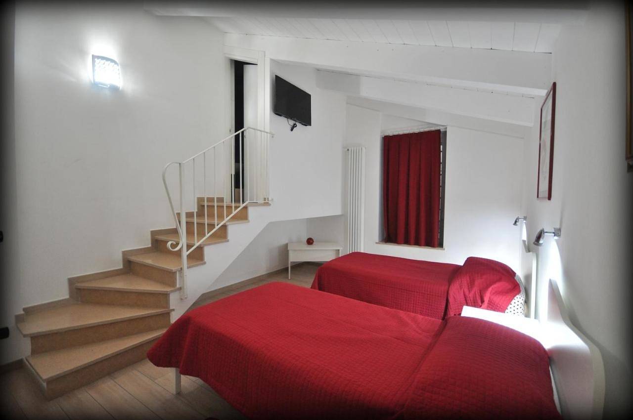 Studio with Spa Bath in Gravina in Puglia, Parco nazionale dell'Alta Murgia