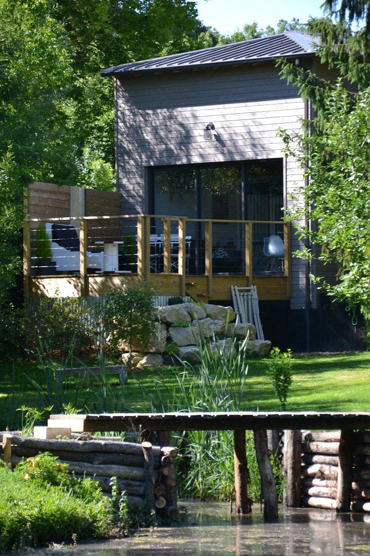 Cabane de la Belette, les pieds dans l'eau in Le Vanneau-Irleau, Région de Niort