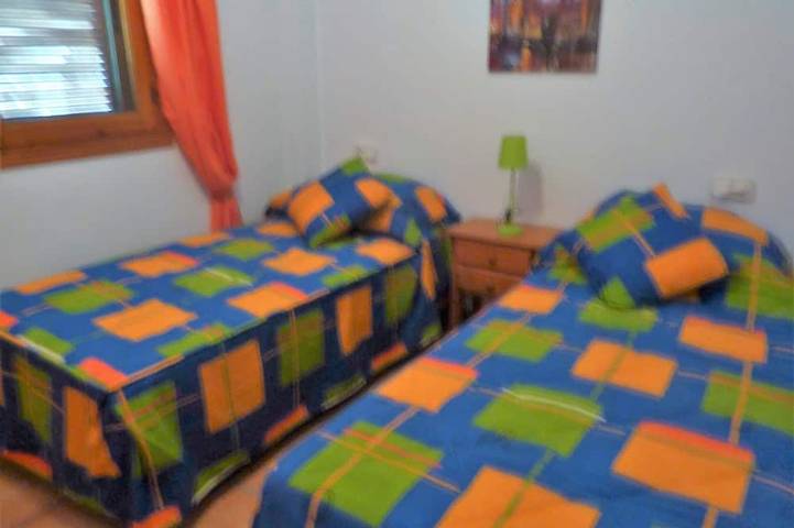 Ganze Wohnung, Modernes Apartment in Südlage mit Blick auf die Plaza in der Nähe aller Annehmlichkeiten in Brisas y Golf, Orihuela